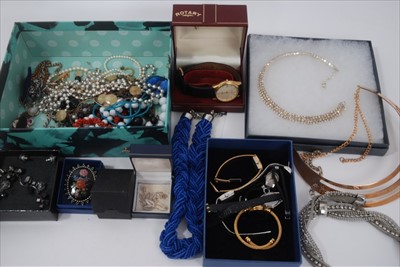 Lot 79 - Ladies Gucci wristwatch, other watches and costume jewellery