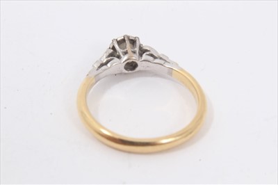 Lot 114 - 18ct gold diamond single stone ring