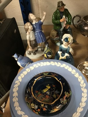 Lot 222 - Decorative figurines by Royal Copenhagen, Doulton, Beswick and others, Wedgwood Christmas plates, Carltonware ashtray