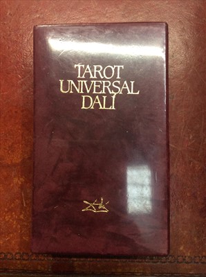 Lot 496 - Tarot Universal Dali