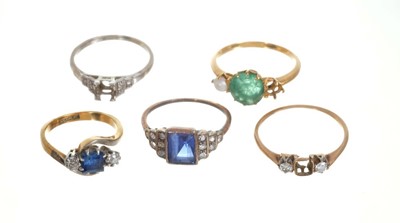 Lot 449 - Five antique gold dress rings