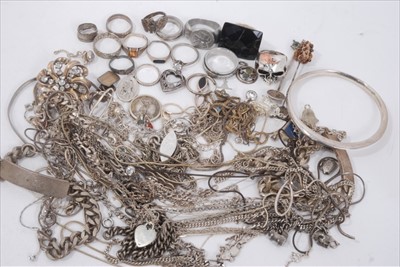 Lot 145 - Group silver and white metal jewellery
