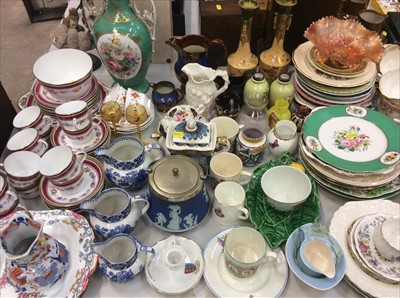 Lot 464 - Collection of decorative china and glass