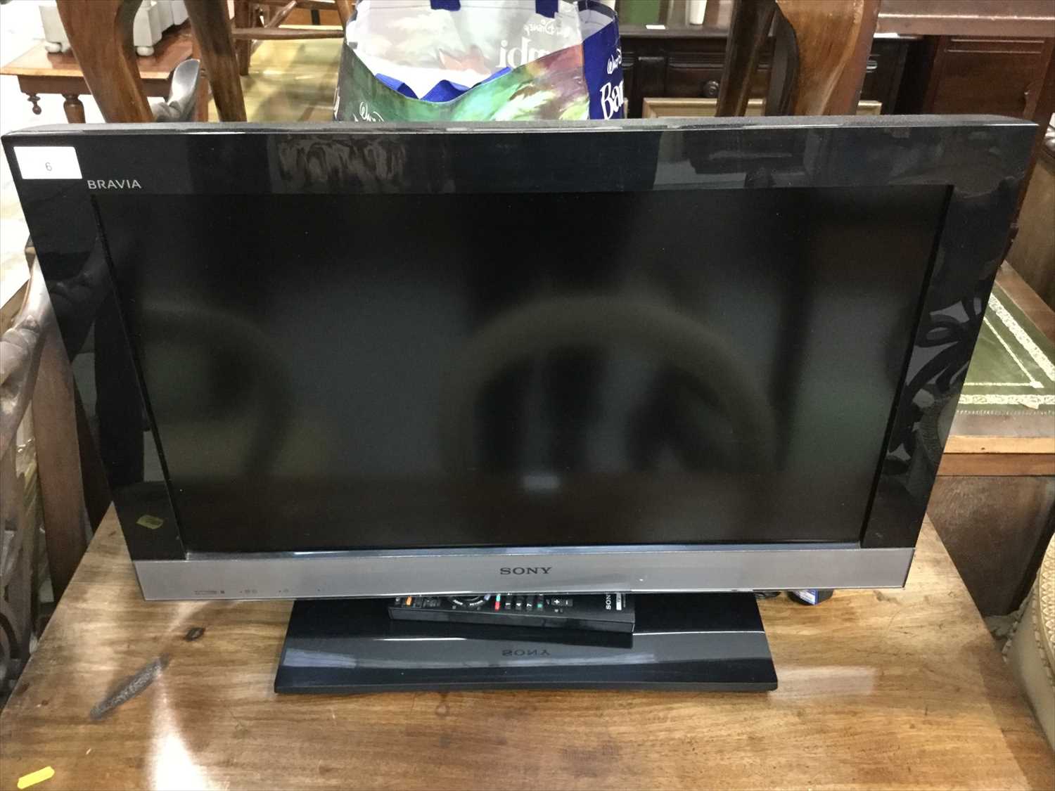Lot 6 - Sony Bravia 26" LCD Television, model no. KDL- 26EX302, together with remote control