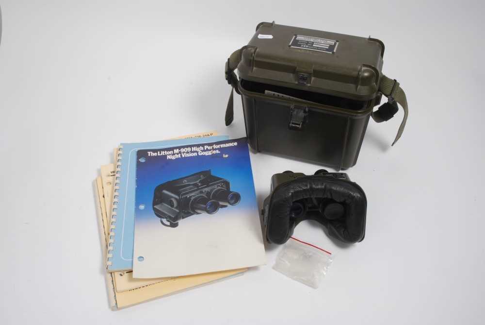 Lot 681 - Pair of ITT military night vision goggles, model no. 4907, serial no. B84, in fitted case, together with various manuals