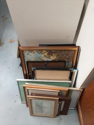 Lot 124 - Lot of various prints and pictures