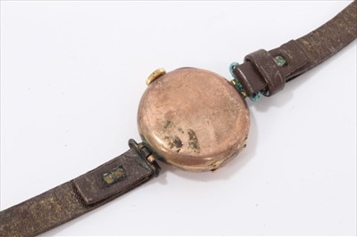 Lot 148 - Two ladies 9ct gold cased vintage wristwatches