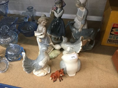 Lot 175 - Group of Lladro style figures together with a Beswick Fox