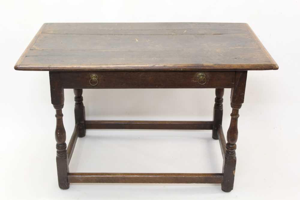 Lot 1312 - 18th century oak table