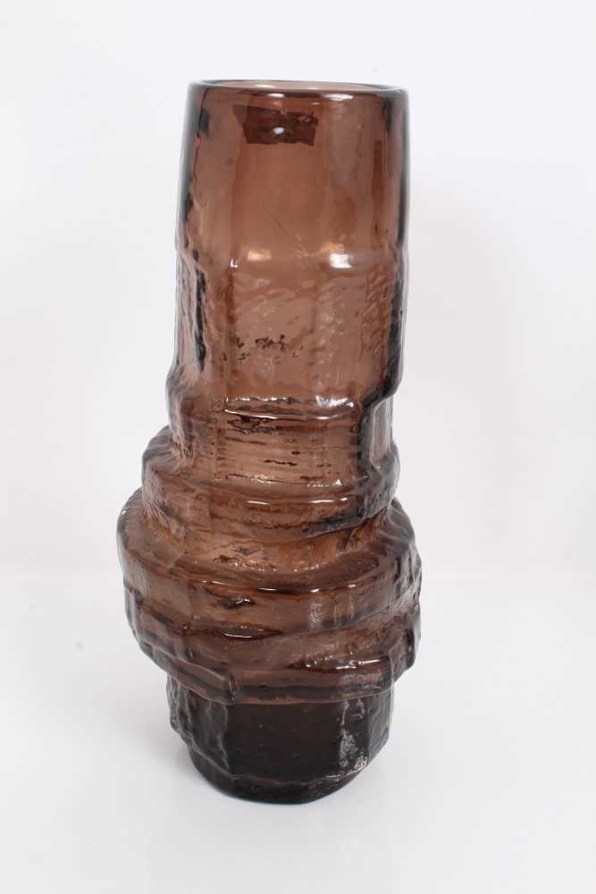 Lot 948 - Whitefriars Cinnamon hooped vase designed by Geoffrey Baxter