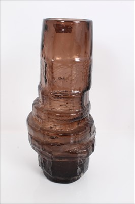 Lot 948 - Whitefriars Cinnamon hooped vase designed by Geoffrey Baxter