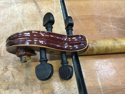 Lot 1778 - Old violin bearing a label - 'David Christian Hopl, Instrumentalia in Quittenbach, 1760' with a violin bow in case