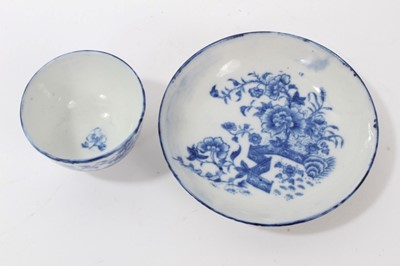 Lot 28 - Blue printed soup and sauce tureens