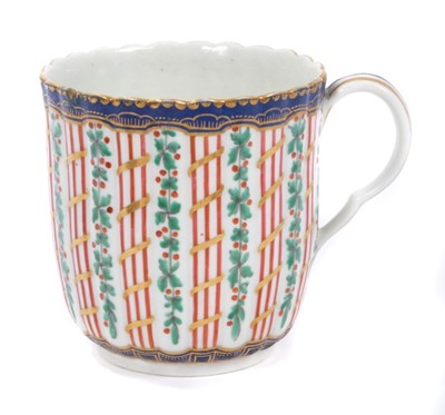 Lot 82 - Worcester Hop Trellis pattern coffee cup circa 1772