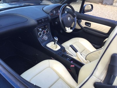 Lot 1600 - 2000 BMW Z3 Roadster, Registration W993 PJH. 1991cc engine, manual gearbox. Approx 138,000 miles with large history file and stamped service book. Dark blue paintwork with cream leather upholstery.
