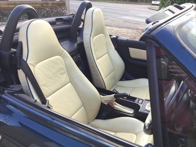 Lot 1600 - 2000 BMW Z3 Roadster, Registration W993 PJH. 1991cc engine, manual gearbox. Approx 138,000 miles with large history file and stamped service book. Dark blue paintwork with cream leather upholstery.