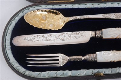 Lot 185 - Good quality Victorian silver three piece christening set in case