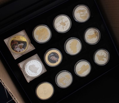 Lot 441 - World - mixed coinage to include Westminster silver and gold plated issues, Guernsey silver proofs £1 coin 1997, 'The Crown Jewel's £5' 2011, Jersey silver 'Poppy Coin' 2012, G.B. silver £2 Britann...