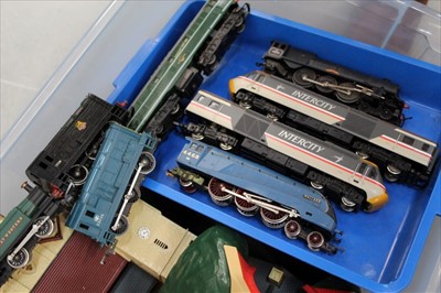 Lot 1394 - Railway 00 gauge selection of locomotives, carriages and railway stock, buildings, accessories etc