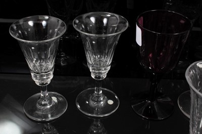 Lot 16 - Group of 18th and 19th century glassware