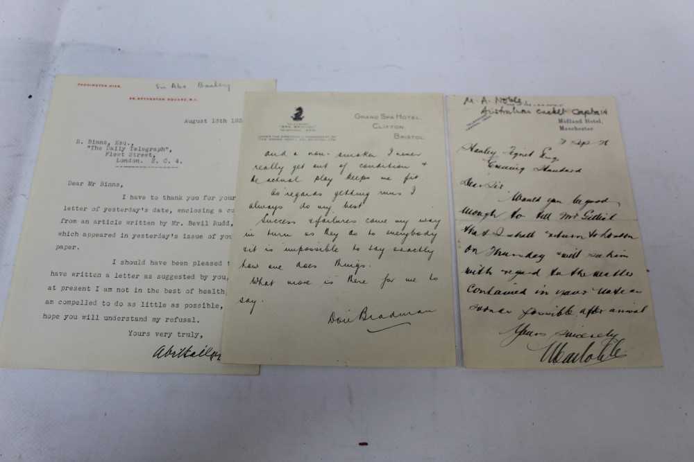 Lot 1037 - Sir Donald Bradman (1908-2001) Handwritten