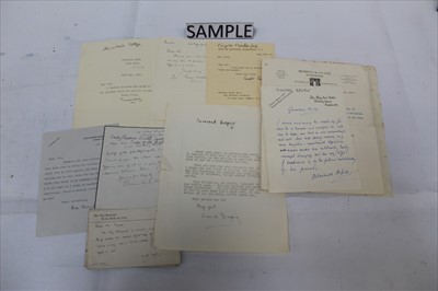 Lot 85 - Autograph letters from writers