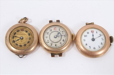 Lot 190 - Group gold plated pocket watches, cases and vintage wristwatches