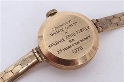 Lot 216 - Ladies Garrard 9ct gold cased wristwatch on 9ct gold textured bracelet