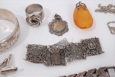 Lot 140 - Heavy silver curb link bracelet and other silver jewellery