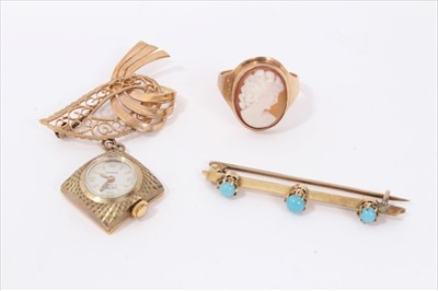 Lot 13 - 9ct gold cameo ring, turquoise set bar brooch and 9ct gold nurse’s watch