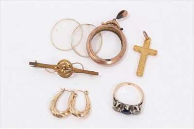 Lot 274 - Group gold and yellow metal jewellery