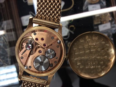 Lot 277 - Gentlemen’s 9ct gold Omega wristwatch