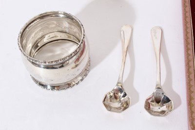 Lot 238 - Selection of late 19th and 20th century miscellaneous silver.