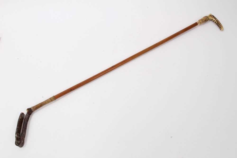 Lot 764 - Yellow metal-mounted riding crop by Swaine and Aderney, London