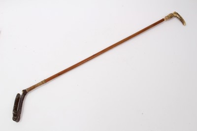 Lot 764 - Yellow metal-mounted riding crop by Swaine and Aderney, London