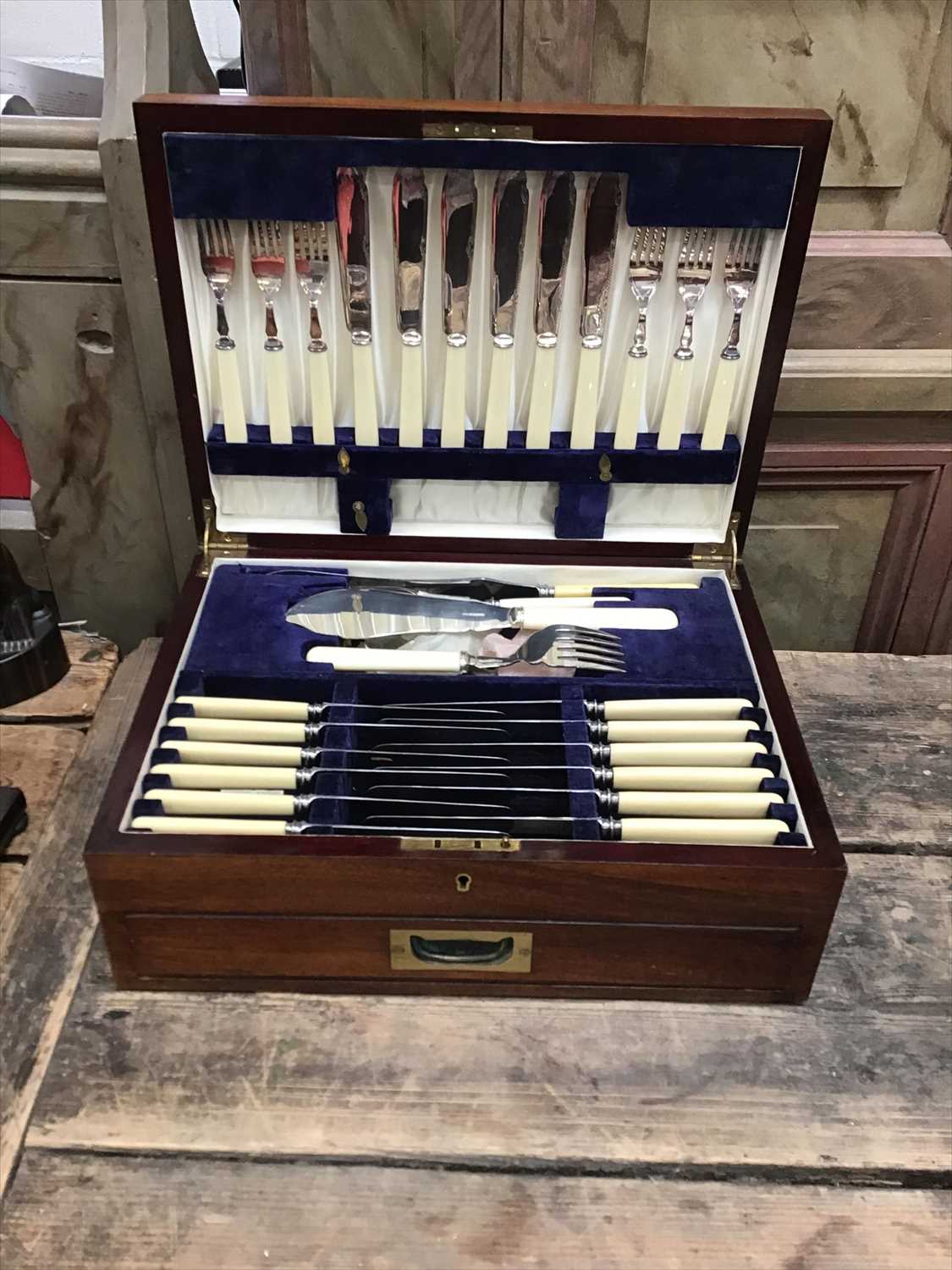 Lot 25 - 1920s Bravingtons silver plated canteen of cutlery and flatware in original fitted mahogany box