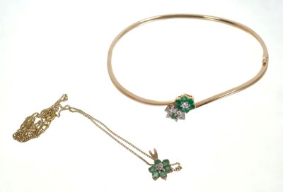 Lot 435 - Emerald and diamond bangle and pendant