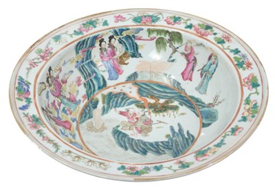 Lot 96 - Large late 19th century Chinese famille rose porcelain bowl, decorated with figures and a floral patterned rim, 41cm diameter