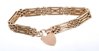 Lot 530 - 9ct gold bracelet with padlock