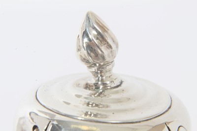 Lot 290 - Silver sugar caster