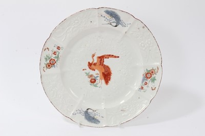 Lot 129 - A Chelsea plate, painted in Kakiemon style with a crane, circa 1755
