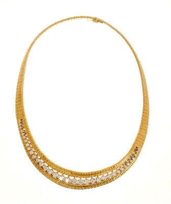 Lot 420 - Diamond and 18ct gold necklace, the graduated collar with articulated beaded gold links and 34 graduated brilliant cut diamonds estimated to weigh approximately 3 carats in total. London import hal...