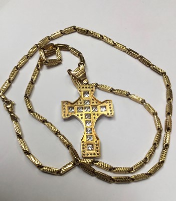 Lot 163 - Yellow metal and gem-set cross pendant on chain, stamped NG10K