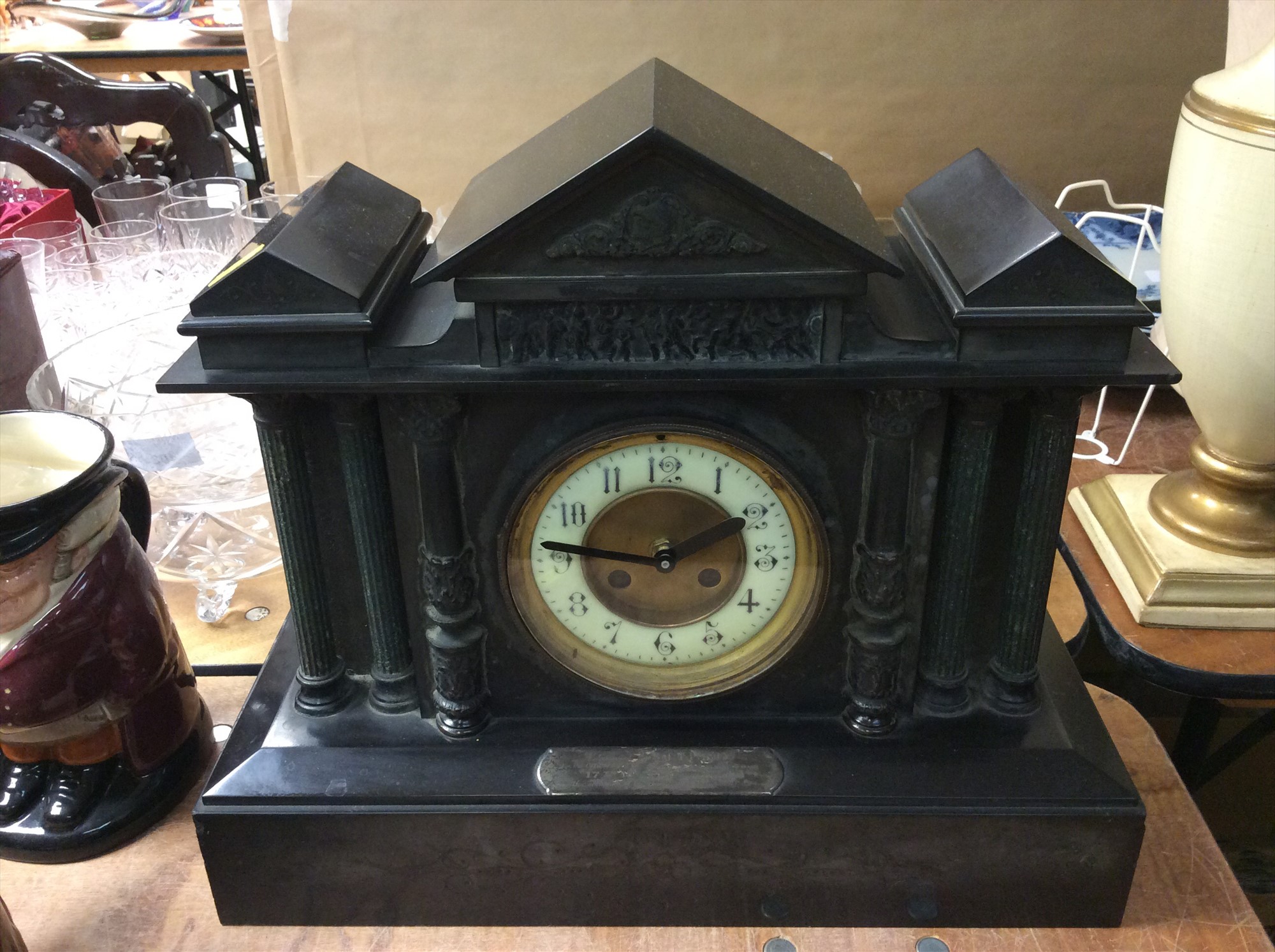 Lot 438 - Victorian mantel clock in temple shape black