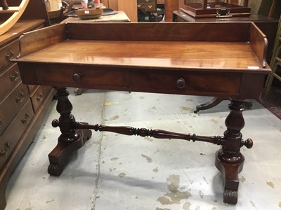 Lot 1044 - Victorian writing table