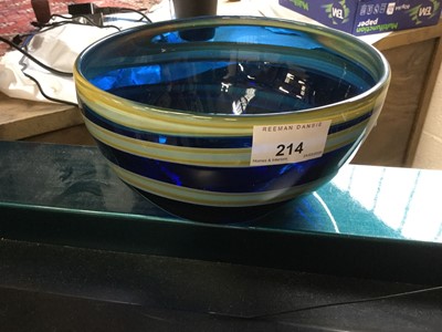 Lot 214 - Elsie Sharp Art glass bowl