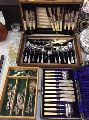 Lot 466 - Canteen of cutlery, set fish cutlery in case, other flatware and glassware