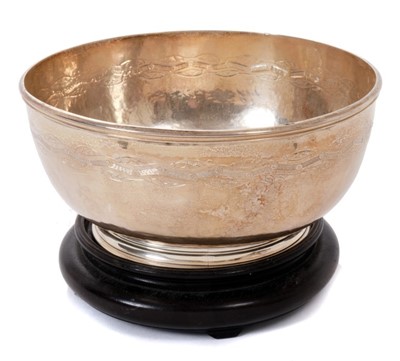 Lot 210 - Contemporary silver rose bowl