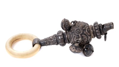 Lot 206 - Victorian silver babies rattle