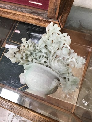 Lot 832 - Fine quality modern jade carving